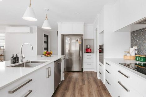 Photo of property in 5 Nottingham Road, Omokoroa, 3114