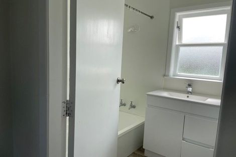 Photo of property in 7 Christmas Road, Manurewa, Auckland, 2102