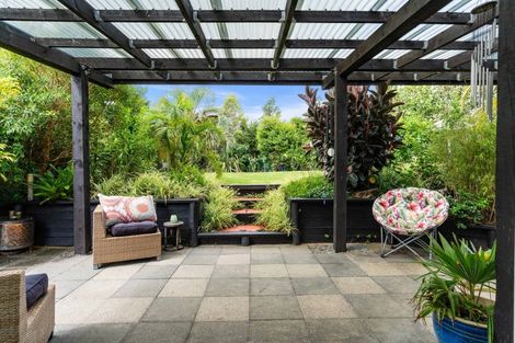 Photo of property in 215 Valley View Road, Otaika, Whangarei, 0170