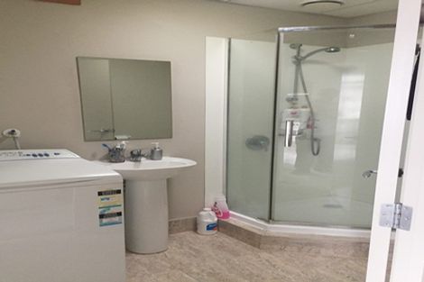 Photo of property in 1b/9 Laidlaw Way, East Tamaki, Auckland, 2019