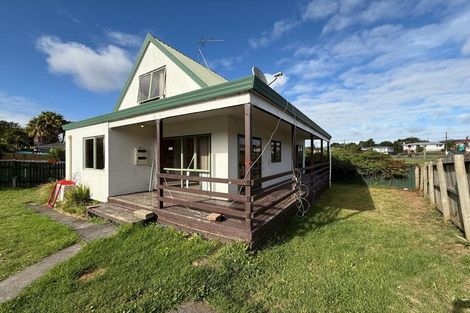 Photo of property in 2/8 Puriri Road, Manurewa, Auckland, 2102