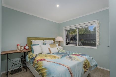 Photo of property in 56 Hahei Beach Road, Hahei, Whitianga, 3591