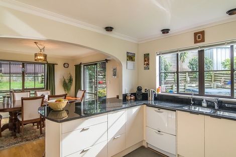 Photo of property in 1 Tudor Court, Paraparaumu Beach, Paraparaumu, 5032
