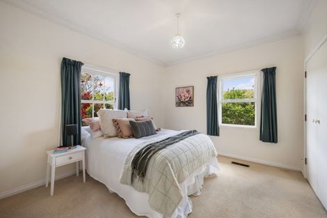 Photo of property in 1a Seatoun Heights Road, Miramar, Wellington, 6022