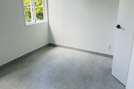 Photo of property in 14 Cloverly Crescent, Campbells Bay, Auckland, 0630