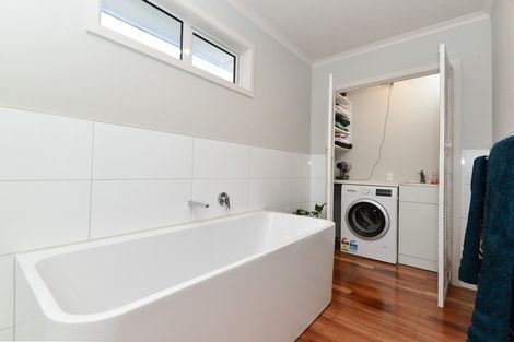 Photo of property in 10 Vardon Road, St Andrews, Hamilton, 3200