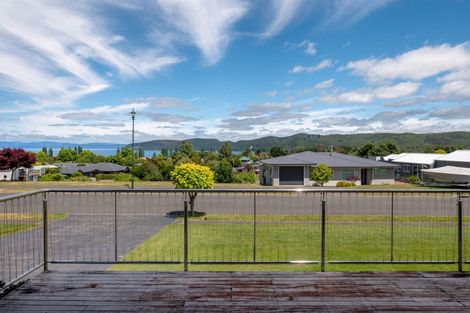 Photo of property in 6 Kestrel Lane, Kinloch, Taupo, 3377