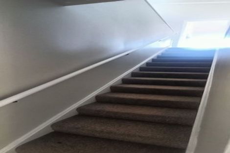 Photo of property in 120 Nicholson Road, Khandallah, Wellington, 6035