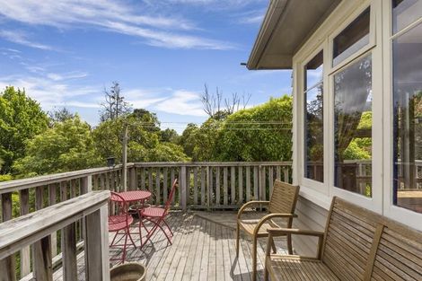 Photo of property in 92 Milton Terrace, Picton, 7220