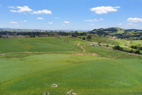 Photo of property in 1065 Pipiwai Road, Ruatangata West, Whangarei, 0176