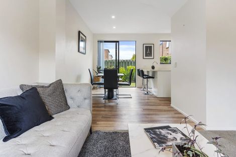 Photo of property in 73 Mangahoe Road, Mount Wellington, Auckland, 1062