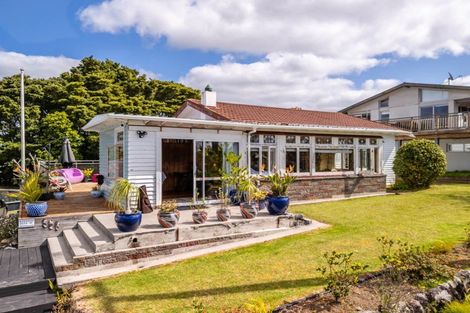 Photo of property in 16 Franklin Street, Opua, 0200