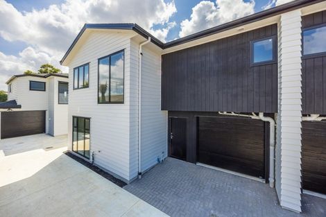 Photo of property in 16e Imrie Avenue, Mangere, Auckland, 2022
