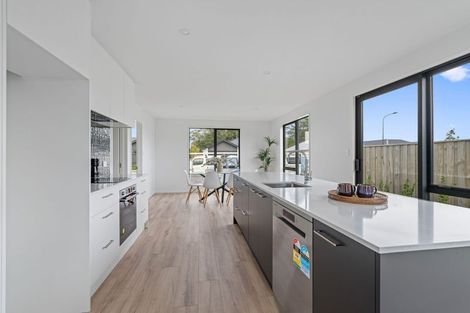 Photo of property in 32 Bastings Street, Kaiapoi, 7630