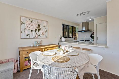Photo of property in 1/13a Kitewao Street, Northcote, Auckland, 0627