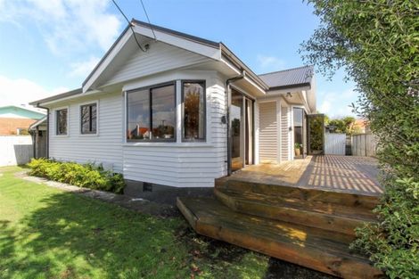 Photo of property in 84 Brooklands Road, Brooklands, New Plymouth, 4310