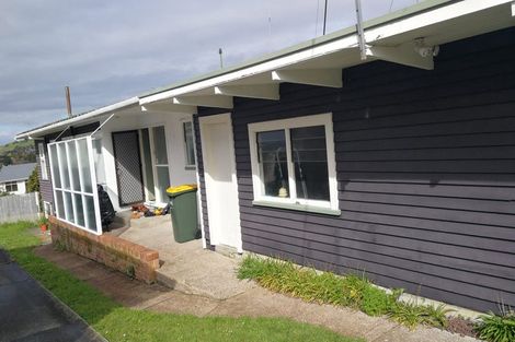 Photo of property in 25 Williamson Avenue, Belmont, Auckland, 0622