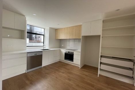 Photo of property in 7c Reg Pearce Way, Glen Innes, Auckland, 1072