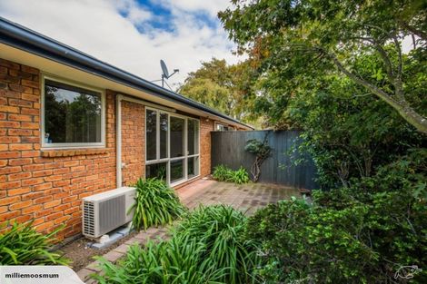Photo of property in 17e Division Street, Riccarton, Christchurch, 8041