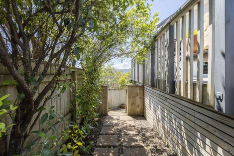 Photo of property in 27 Endeavour Drive, Whitby, Porirua, 5024