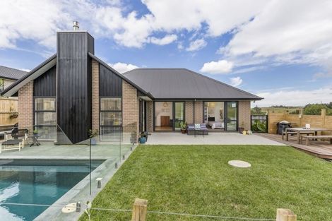 Photo of property in 11 Laly Haddon Place, Matakana, Warkworth, 0985