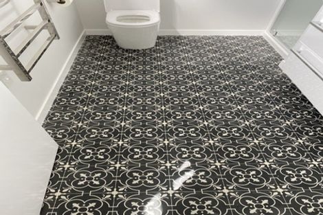 Photo of property in 48 Miramar North Road, Miramar, Wellington, 6022