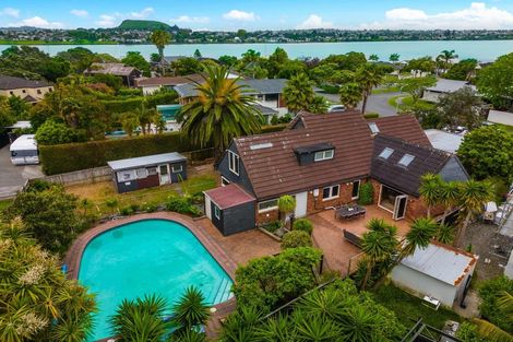 Photo of property in 8 Sanctuary Point, Sunnyhills, Auckland, 2010