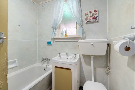 Photo of property in 2 Monckton Street, Feilding, 4702