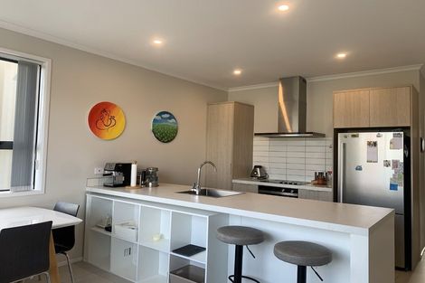 Photo of property in 5/4 Matimati Place, Hobsonville, Auckland, 0616