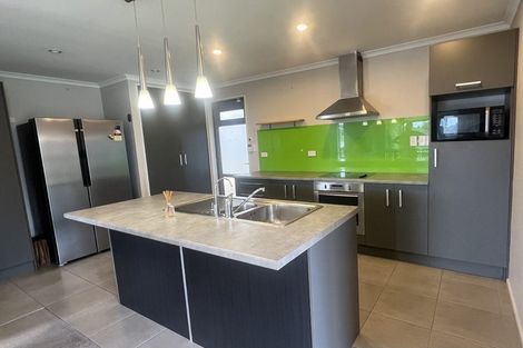 Photo of property in 13a Gilfillan Street, Blockhouse Bay, Auckland, 0600