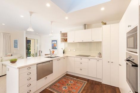 Photo of property in 21 Shrewsbury Street, Merivale, Christchurch, 8014