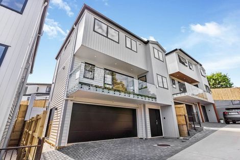 Photo of property in 116c Oaktree Avenue, Browns Bay, Auckland, 0630