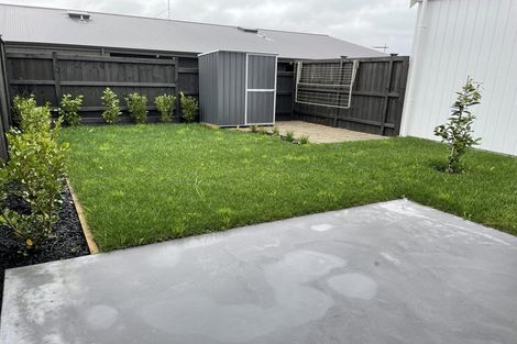 Photo of property in 26a Taikura Avenue, Red Beach, 0932