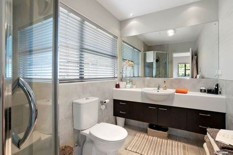 Photo of property in 7 Bronwylian Drive, Flat Bush, Auckland, 2016