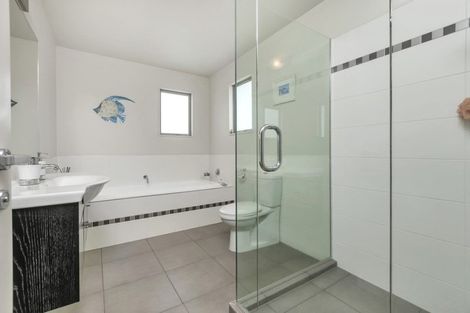 Photo of property in 20 Quebec Road, Milford, Auckland, 0620