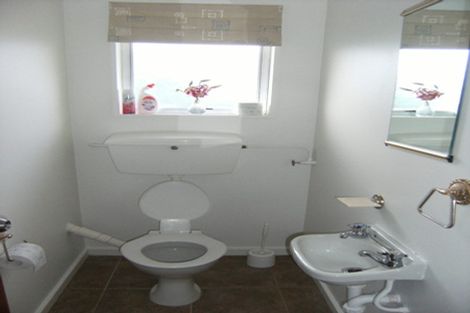 Photo of property in 2/39 Waimairi Road, Upper Riccarton, Christchurch, 8041