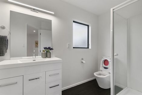 Photo of property in 1/75 Gosford Drive, Botany Downs, Auckland, 2010