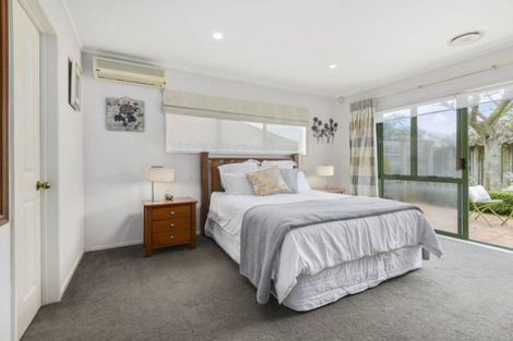 Photo of property in 6 Orohena Close, Northpark, Auckland, 2013