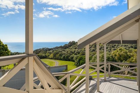 Photo of property in 453 Onemana Drive, Onemana, Whangamata, 3691