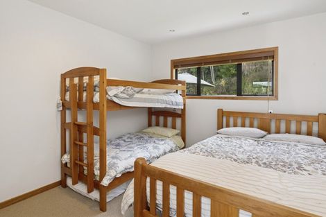 Photo of property in 6 Kestrel Lane, Kinloch, Taupo, 3377