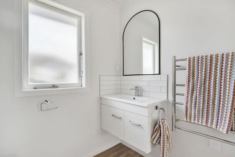 Photo of property in 15 Barry Avenue, Whakatane, 3120