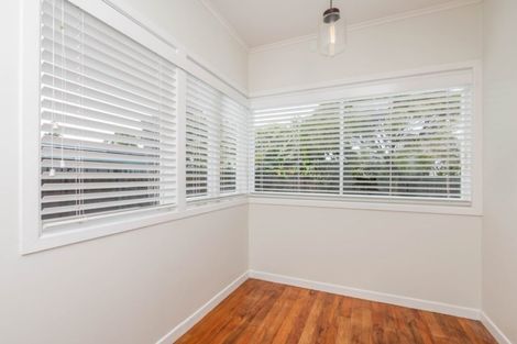 Photo of property in 14 Oban Road, Westmere, Auckland, 1022