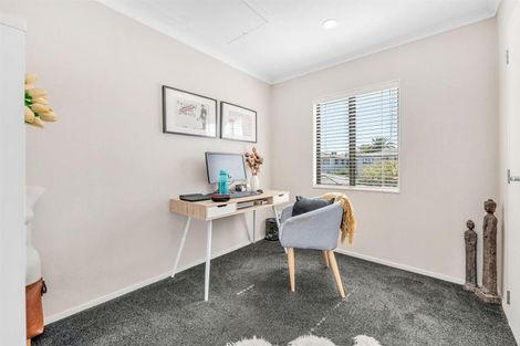 Photo of property in 14 Heidi Crescent, Flat Bush, Auckland, 2016
