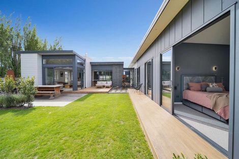 Photo of property in 92 Weston Road, Weston, Oamaru, 9401