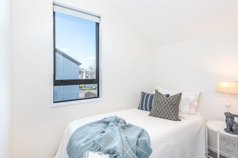 Photo of property in 2/211 Springfield Road, St Albans, Christchurch, 8014