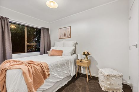 Photo of property in 2/31 Bowater Place, Manurewa, Auckland, 2102