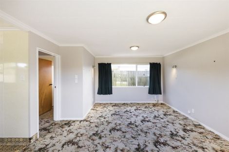 Photo of property in 16 Ellesmere Crescent, Highbury, Palmerston North, 4412