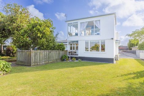 Photo of property in 6 Beaumont Lane, Havelock North, 4130