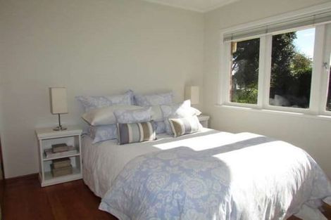 Photo of property in 2/300 Lake Road, Hauraki, Auckland, 0622