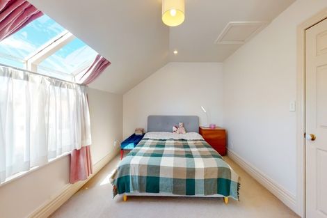 Photo of property in 12b Hobson Street, Thorndon, Wellington, 6011